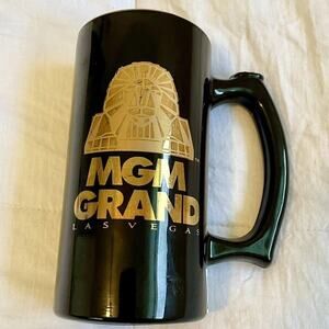 New 1993 Las Vegas MGM Grand Hotel & Casino Original Lion Entrance Ceramic Mug